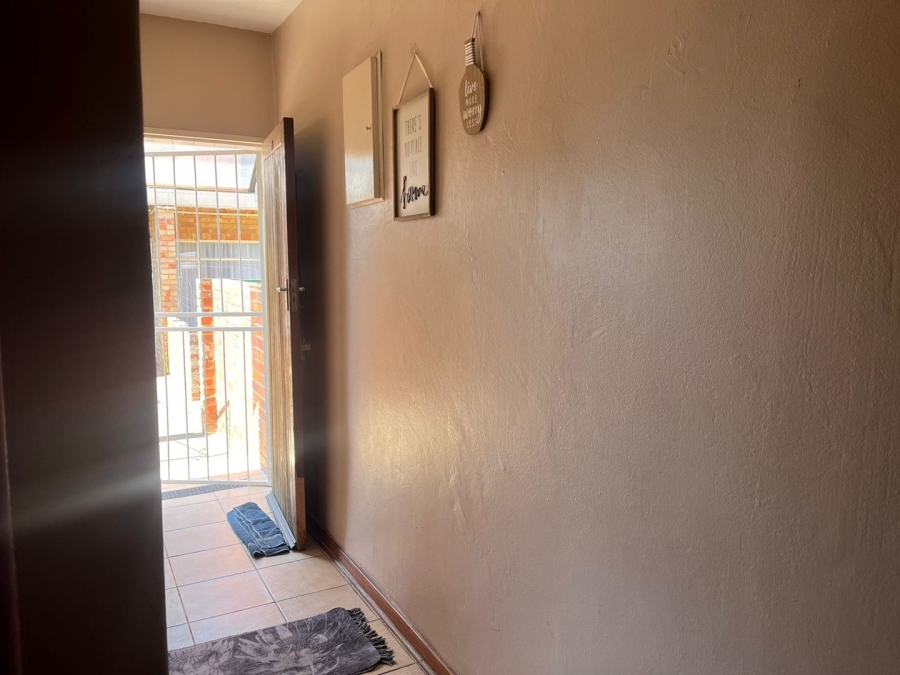 2 Bedroom Property for Sale in Navalsig Free State